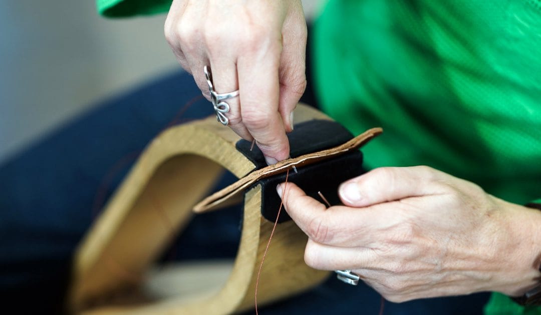 Finitions haut de gamme en maroquinerie : le détail qui change tout